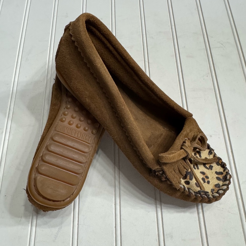 Minnetonka Suede Leather Moccasins Loafers Leopard Calf Hair Fur Shoes Size 7